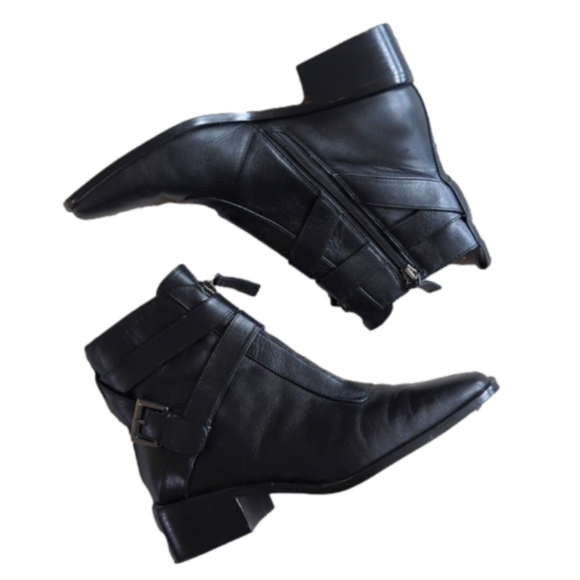Paolo Shoes - Linea Paolo Black Leather Motorcycle Style Zipup Heeled Ankle Boots Size 8.5